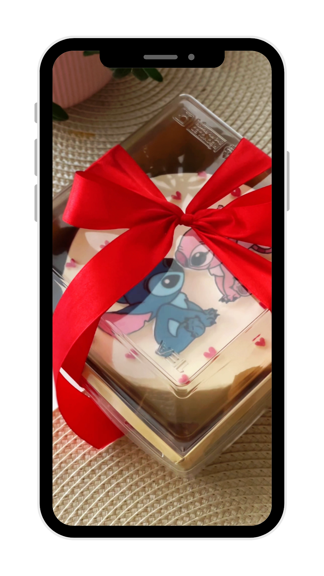 UGC video monteerimine ja sotsiaalmeedia videosisu brändidele. Aitan ettevõtetel luua autentseid ja trendikaid videoid TikTokile, Reelsile ja reklaamideks.